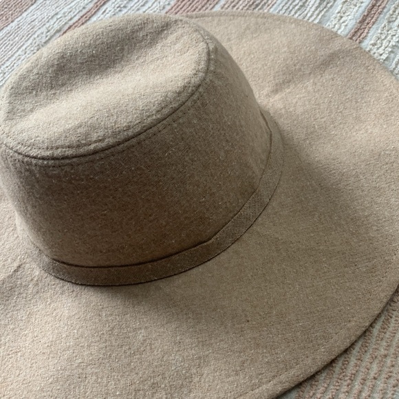 Woman’s Sunhat - Picture 2 of 5